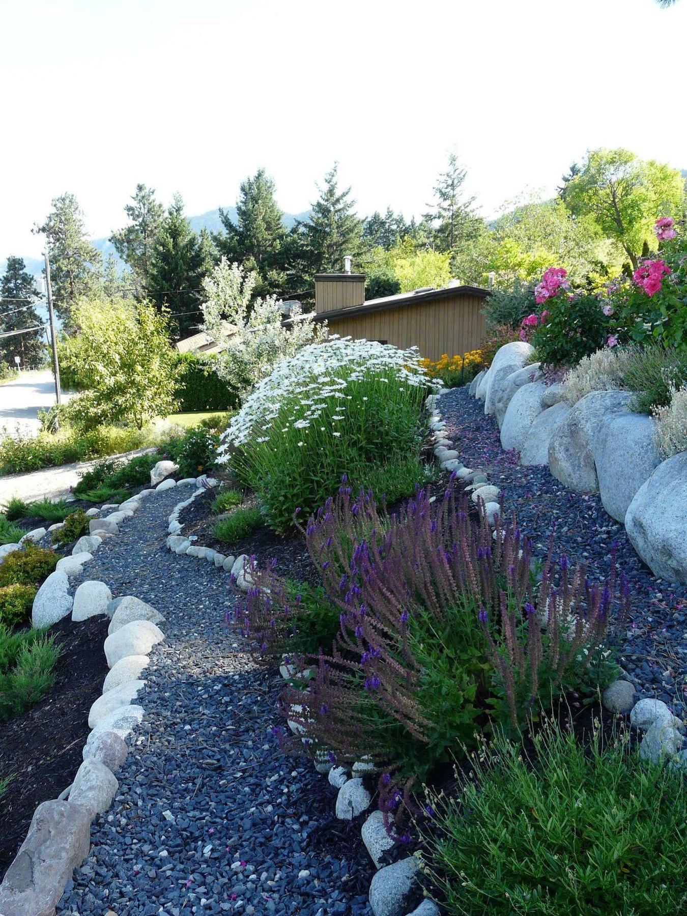 Heartstone B&B Peachland Exterior photo